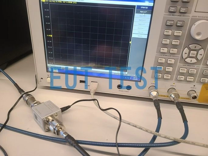 Test the S21 curve of BBV 9743B after power-on using our network analyzer.