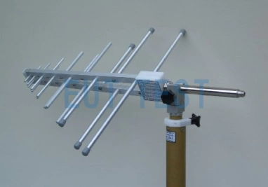 EMC antenna supported on an EMC tripod