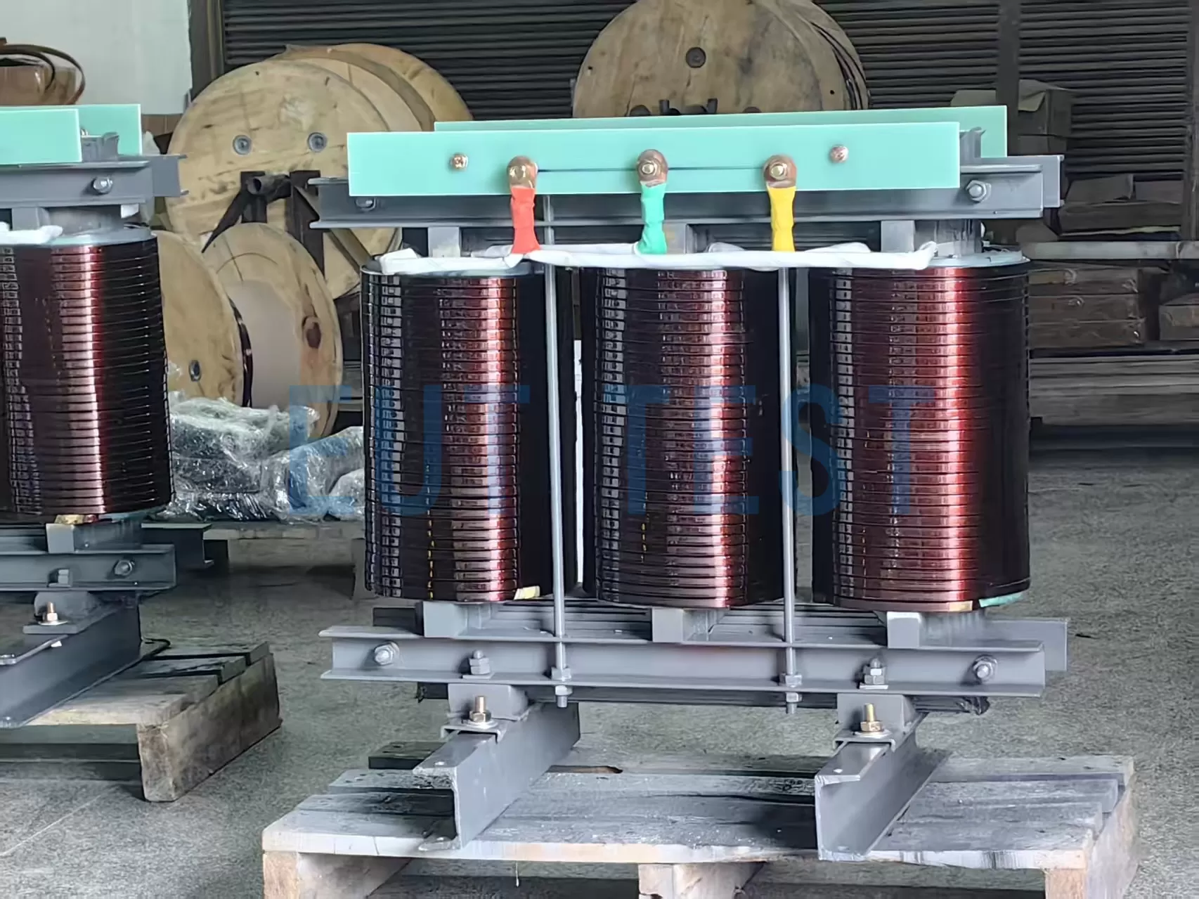isolation transformer